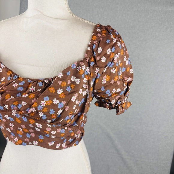Just Polly Juniors Womens Sz Small Floral Tie-Back Peasant Fitted Top Brown New - Picture 3 of 7